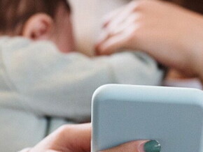 Dicas para ter uma boa conduta digital: um guia para os pais serem gentis online