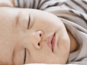 De quantas horas de sono meu filho precisa?