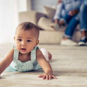 Hora de ficar de barriga para baixo: vamos brincar