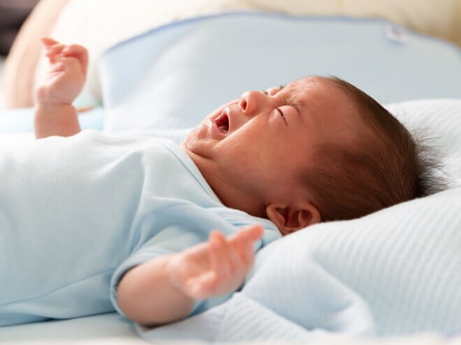 Como Aliviar a Cólica do Bebê | Dra. Paula Borelli em Nestlé Baby&Me